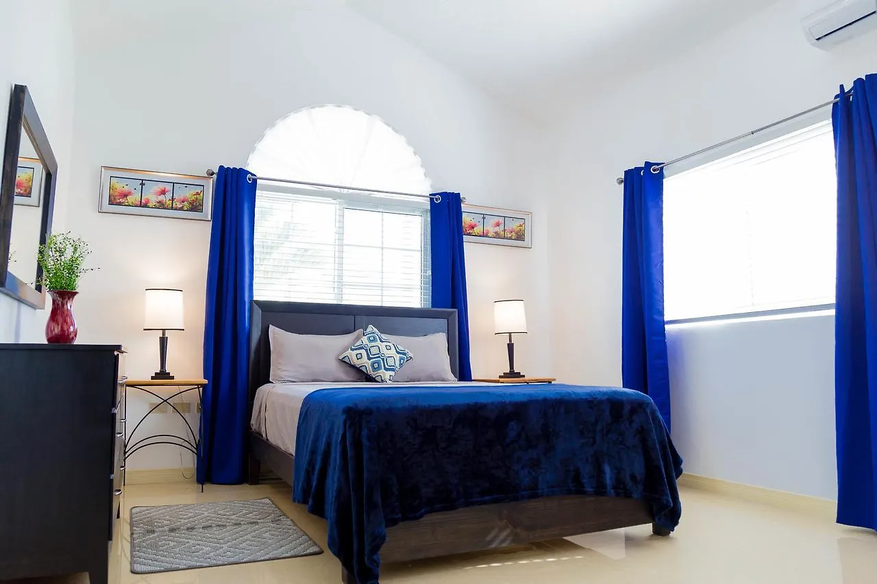 The Gulf Retreat Oasis Villa Ellis Caymanas