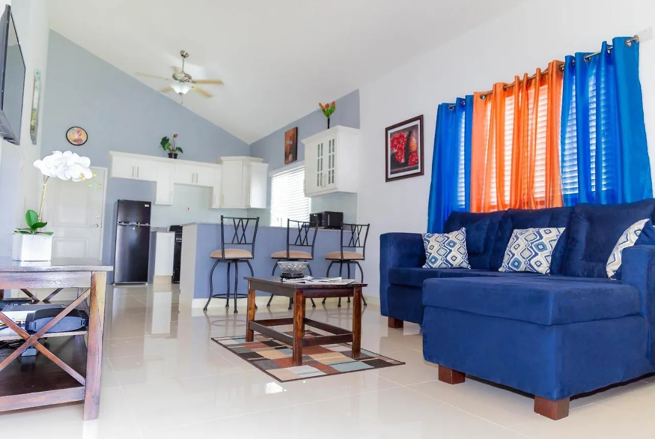 The Gulf Retreat Oasis Villa Ellis Caymanas